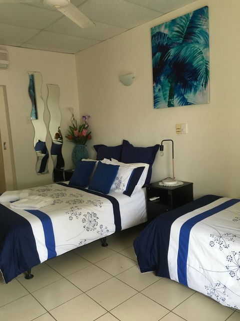 Black Marlin Motel - Tourism Hervey Bay 0