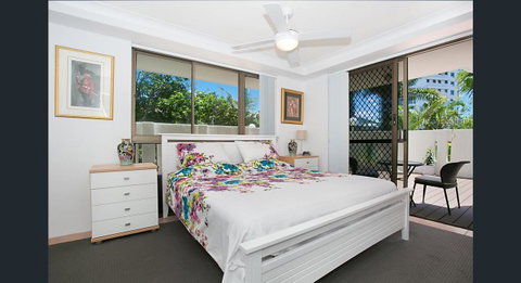 Ocean Royale - Hervey Bay Accommodation 24