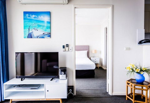 Ocean Royale - Hervey Bay Accommodation 9