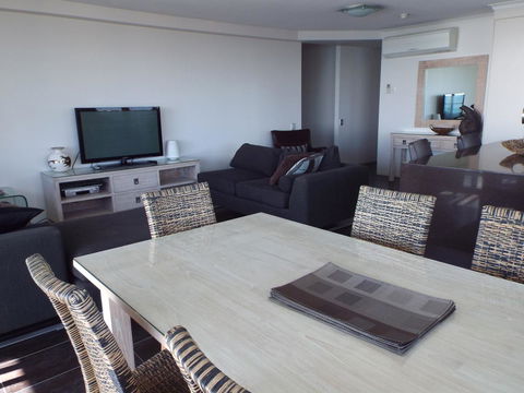 Northwind Beachfront Apartments - Hervey Bay Accommodation 13