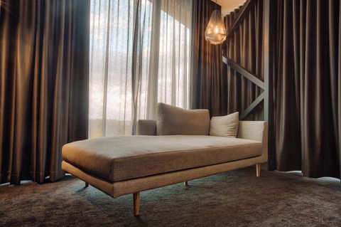 Eatons Hill Hotel - Hervey Bay Accommodation 13