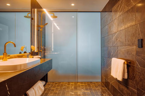 Eatons Hill Hotel - Hervey Bay Accommodation 20