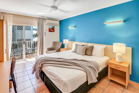Coral Tree Inn - Hervey Bay Accommodation 0