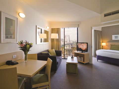 Oakwood Hotel & Apartments Brisbane - Tourism Hervey Bay 5