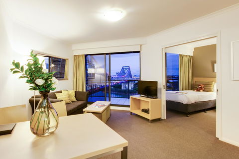 Oakwood Hotel & Apartments Brisbane - Tourism Hervey Bay 6