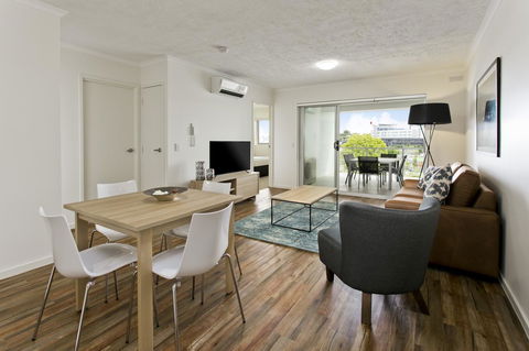 Arise Princess Regent Apartments - Tourism Hervey Bay 3