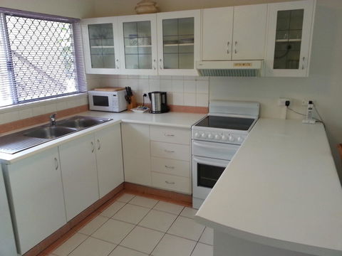 Clifton Sands Holiday Units - Tourism Hervey Bay 37
