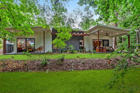 Bower 63 - Tourism Hervey Bay 15