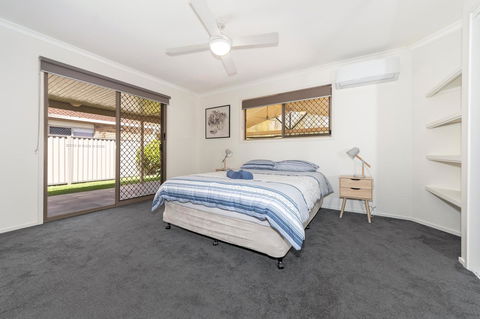 Waterfront Theme Park Getaway - Hervey Bay Accommodation 7