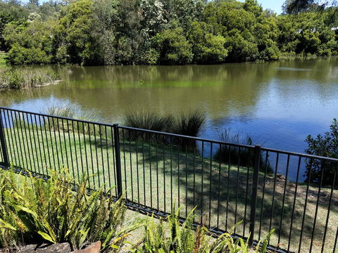 Waterfront Theme Park Getaway - Hervey Bay Accommodation 22