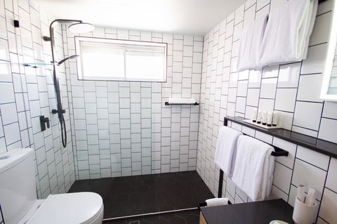 The Island Gold Coast - Hervey Bay Accommodation 3