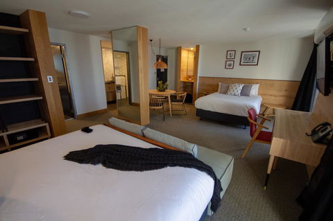 The Island Gold Coast - Hervey Bay Accommodation 10