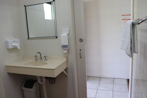 YAL Cairns - A Motel That Makes A Difference - Hervey Bay Accommodation 20