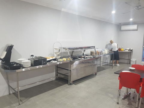 YAL Cairns - A Motel That Makes A Difference - Hervey Bay Accommodation 15