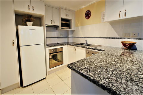 Key Largo Holiday Apartments - Hervey Bay Accommodation 34