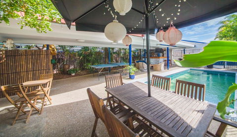 Cosmopolitan Motel & Serviced Apartments - Hervey Bay Accommodation 8