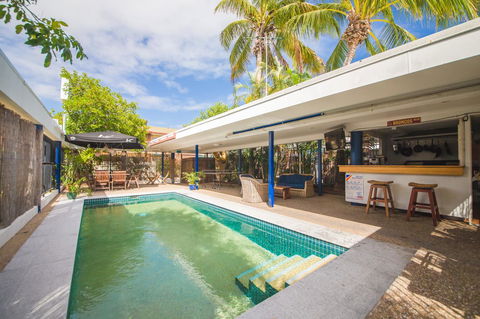 Cosmopolitan Motel & Serviced Apartments - Hervey Bay Accommodation 16
