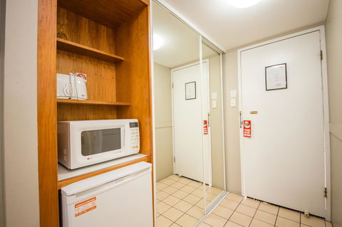 Cosmopolitan Motel & Serviced Apartments - Hervey Bay Accommodation 22