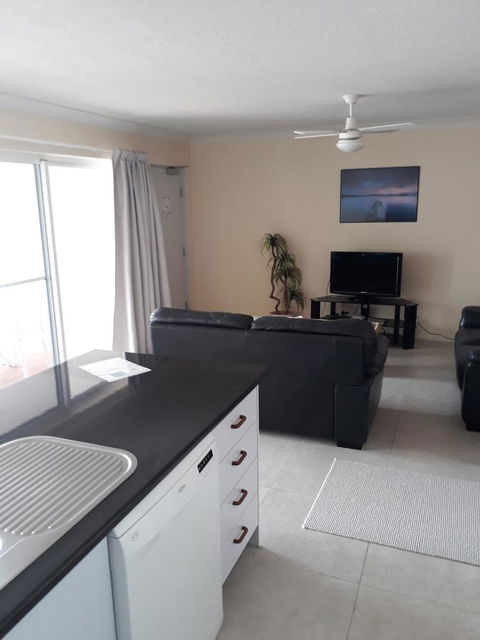 Pandanus Coolum Beach - Hervey Bay Accommodation 7