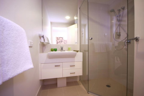 Domain Serviced Apartments - Hervey Bay Accommodation 6