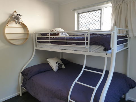 Beautiful Home- Walk To Beach-Short Drive To Noosa - Hervey Bay Accommodation 8