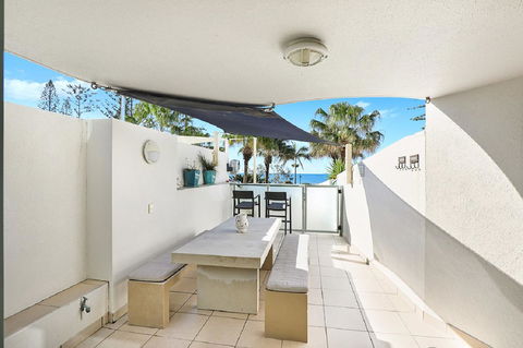 Malibu Apartments - Hervey Bay Accommodation 9