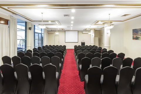 Hotel Diana - Hervey Bay Accommodation 13