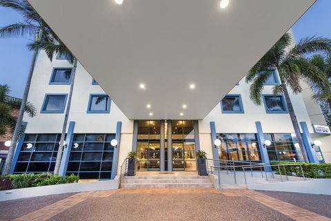Hotel Diana - Hervey Bay Accommodation 1