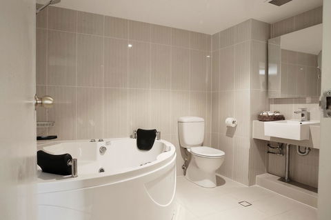 Hotel Diana - Hervey Bay Accommodation 30