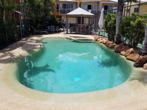 Coolum Beach Getaway Resort - Hervey Bay Accommodation 2