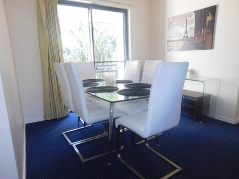 Superior Apartment In A Unique Resort - Hervey Bay Accommodation 8