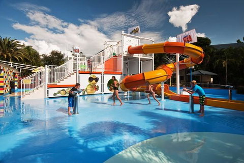 Superior Apartment In A Unique Resort - Hervey Bay Accommodation 1