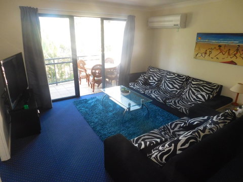Superior Apartment In A Unique Resort - Hervey Bay Accommodation 4
