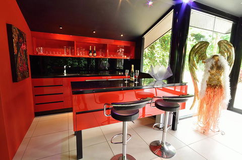 Misty Mountains Rainforest Retreat - Hervey Bay Accommodation 25