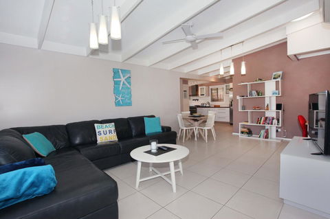 6 Botany Court Marcoola Beach - Pet Friendly 500 Bond - Hervey Bay Accommodation 6