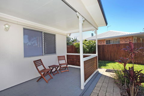6 Botany Court Marcoola Beach - Pet Friendly 500 Bond - Hervey Bay Accommodation 5