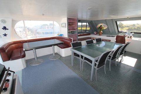 Coomera Houseboats - Tourism Hervey Bay 19