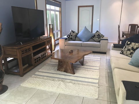 Taj On Byrnes - Private Luxury Apartment Mareeba - Hervey Bay Accommodation 7