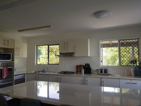 Highland House - Hervey Bay Accommodation 5