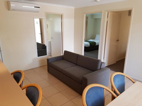 The Palms Motel - Hervey Bay Accommodation 17