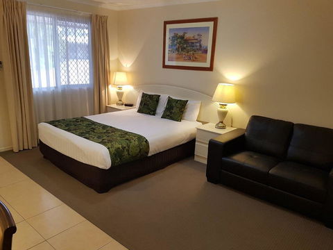 The Palms Motel - Hervey Bay Accommodation 0
