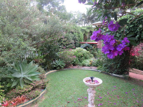 Shasta Place - Tourism Hervey Bay 4