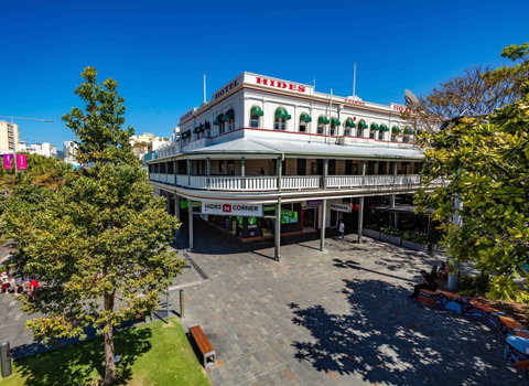 Hides Hotel - Hervey Bay Accommodation 21