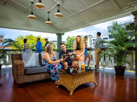 Hides Hotel - Hervey Bay Accommodation 29