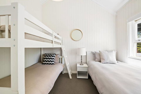 Hollow Tree Farm - Tourism Hervey Bay 5