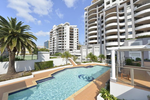 The Oasis Apartments - Hervey Bay Accommodation 0