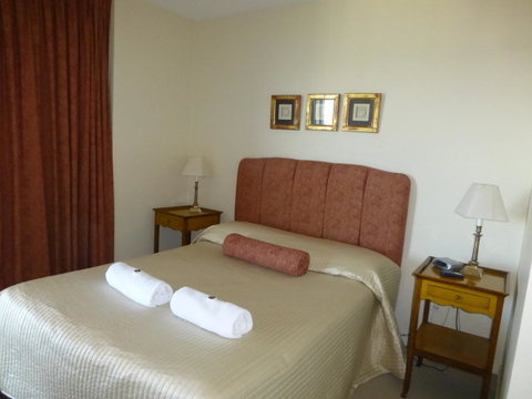 The Oasis Apartments - Hervey Bay Accommodation 18