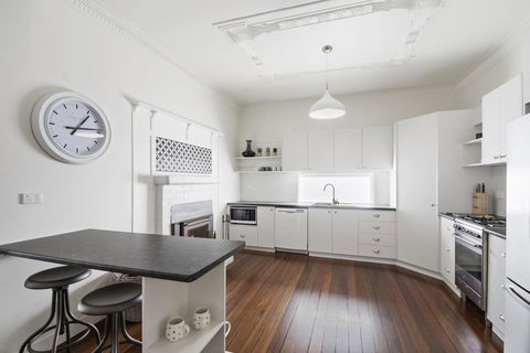 The Lighthouse - Hervey Bay Accommodation 12