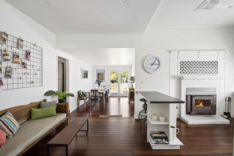 The Lighthouse - Hervey Bay Accommodation 7