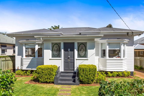 The Lighthouse - Hervey Bay Accommodation 1